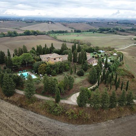 Agriturismo La Torre Di Monsindoli Сиена Екстериор снимка