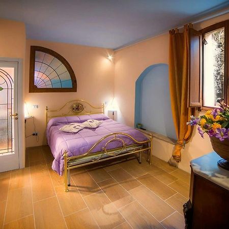 Agriturismo La Torre Di Monsindoli Сиена Екстериор снимка