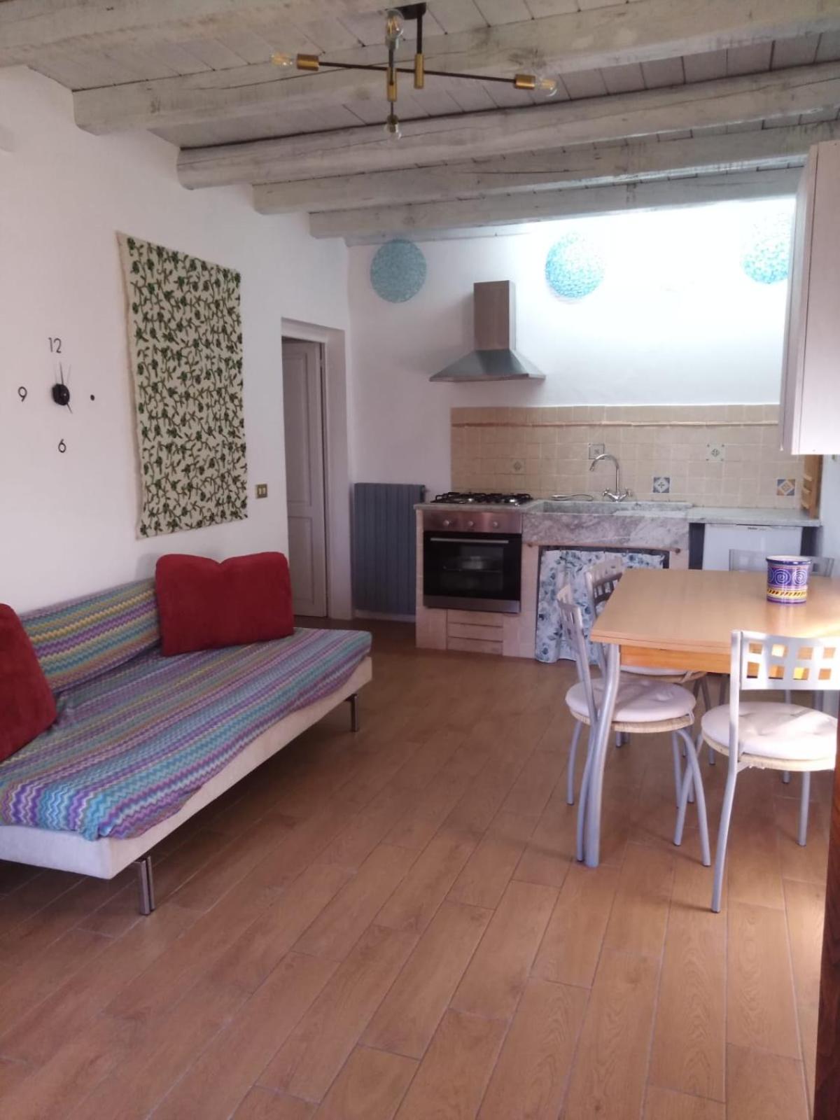 Agriturismo La Torre Di Monsindoli Сиена Екстериор снимка