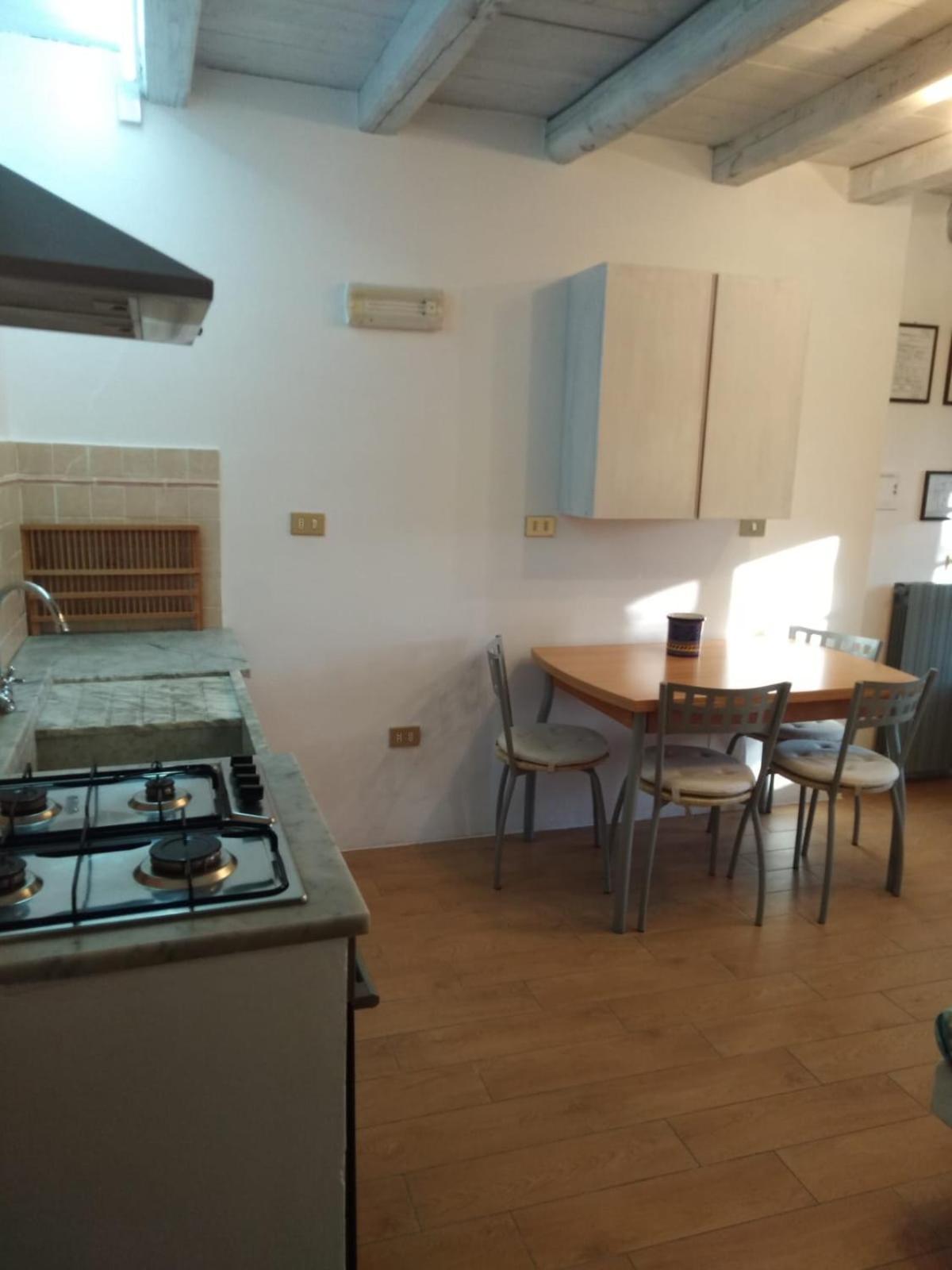 Agriturismo La Torre Di Monsindoli Сиена Екстериор снимка