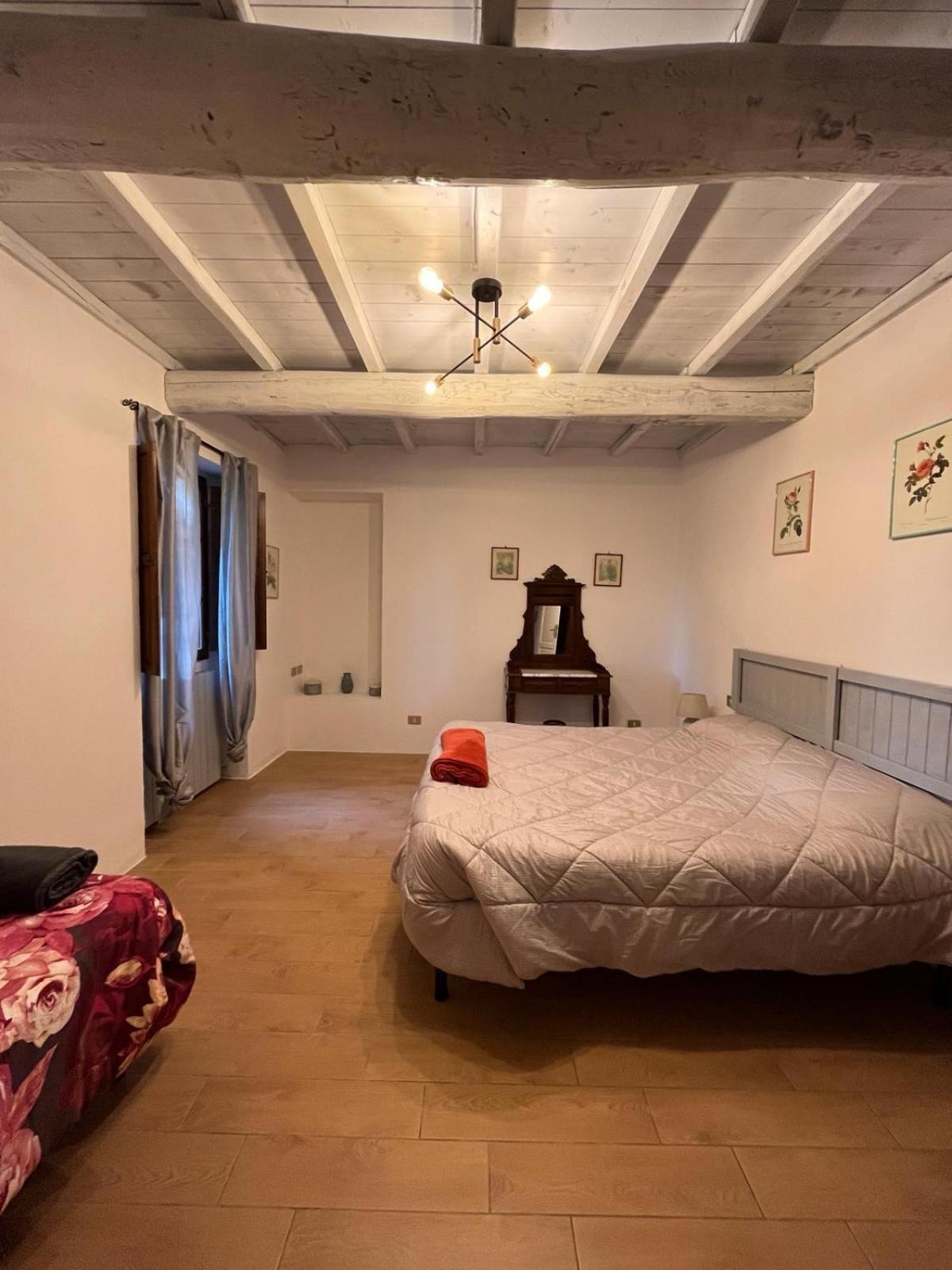 Agriturismo La Torre Di Monsindoli Сиена Екстериор снимка