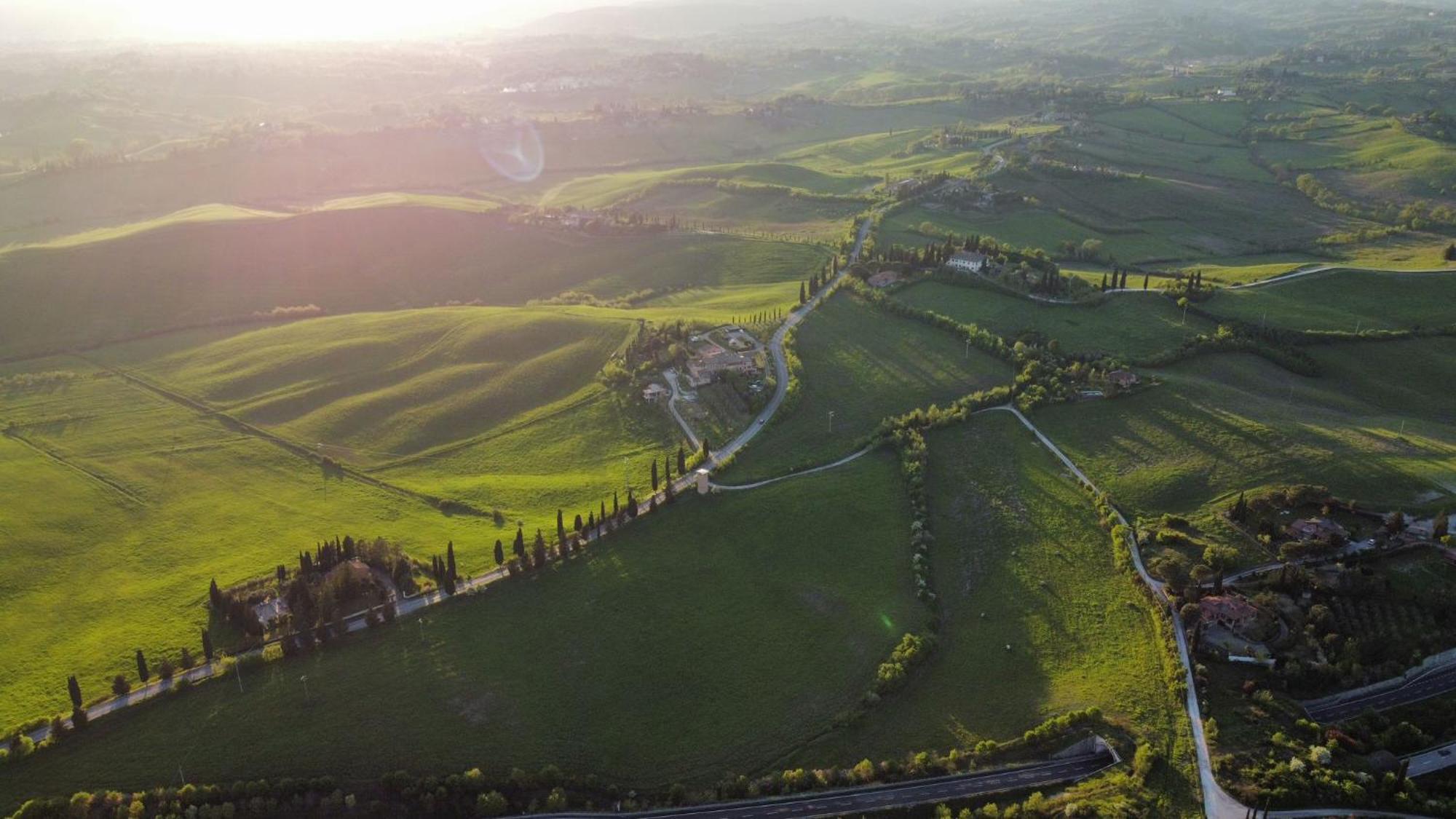 Agriturismo La Torre Di Monsindoli Сиена Екстериор снимка