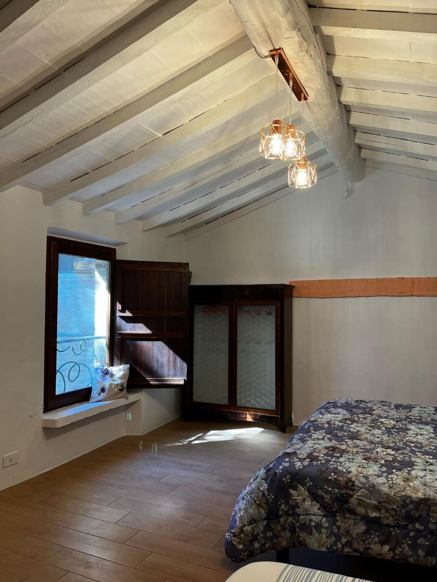 Agriturismo La Torre Di Monsindoli Сиена Екстериор снимка