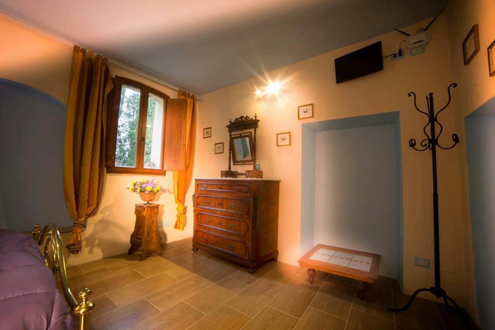 Agriturismo La Torre Di Monsindoli Сиена Екстериор снимка